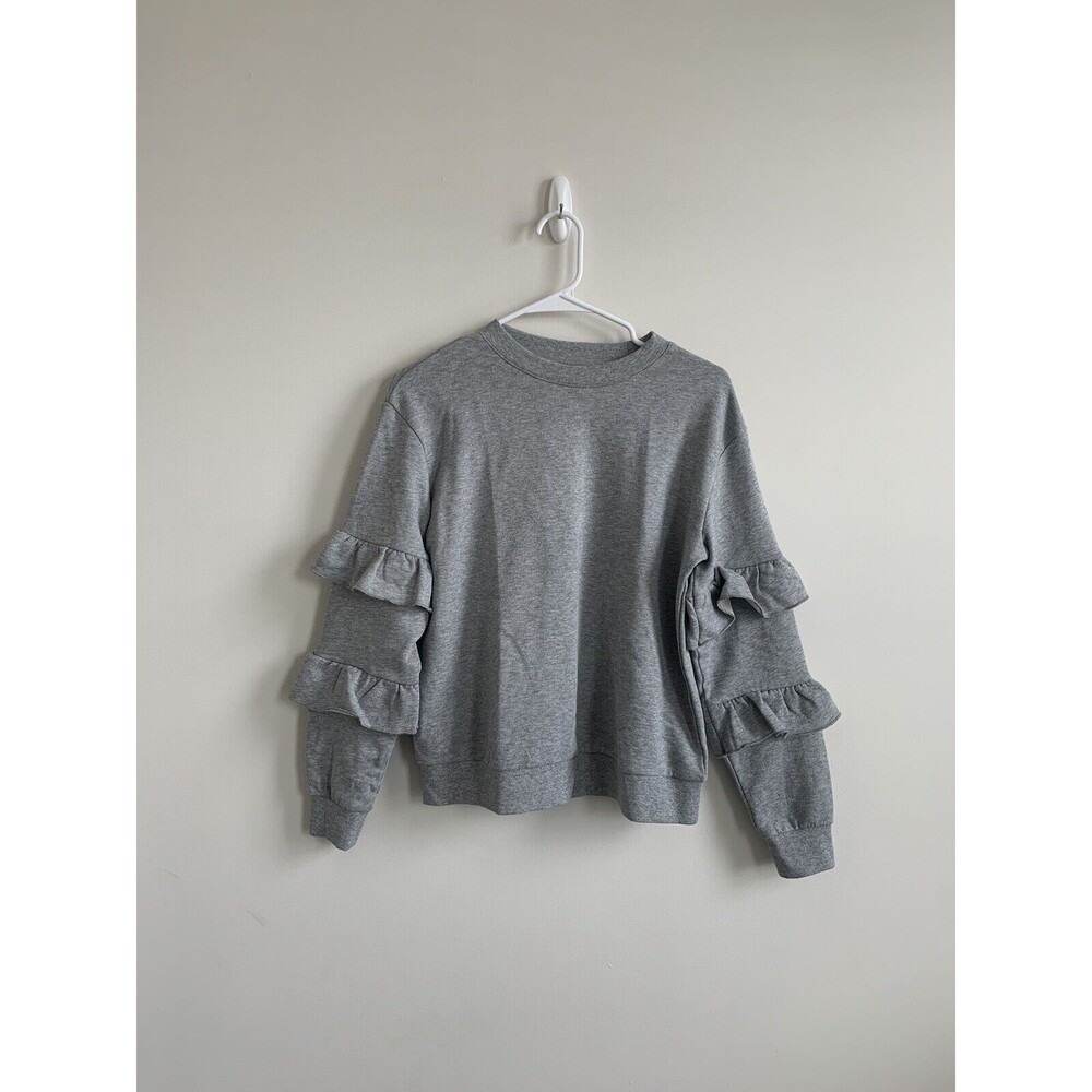 WHO WHAT WEAR GRAY Women’s Ruffle Long Sleeve SWEATSHIRT, SIZE Small